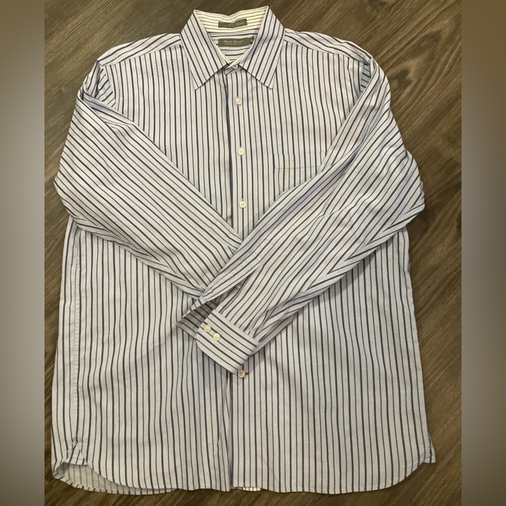 Daniel Cremieux Signature Collection Large Button Down Shirt